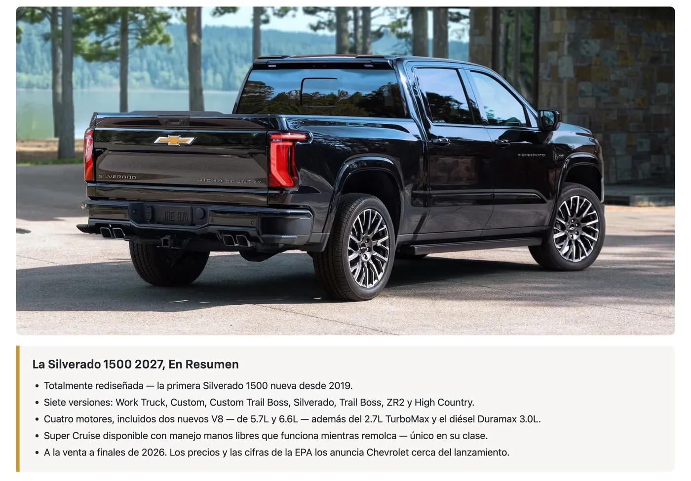 A Spanish-language Chevrolet Silverado 1500 research page opening with a summary box listing seven versions, four engines, hands-free towing and the on-sale date.
